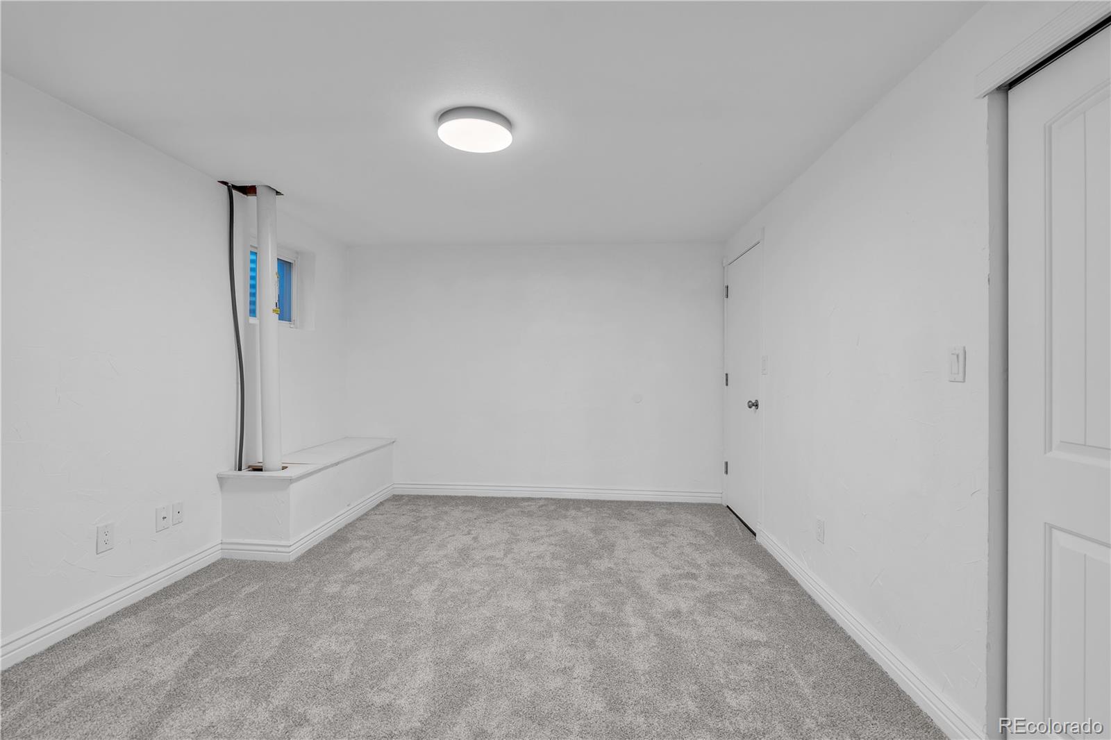 4080 S Vincennes Court