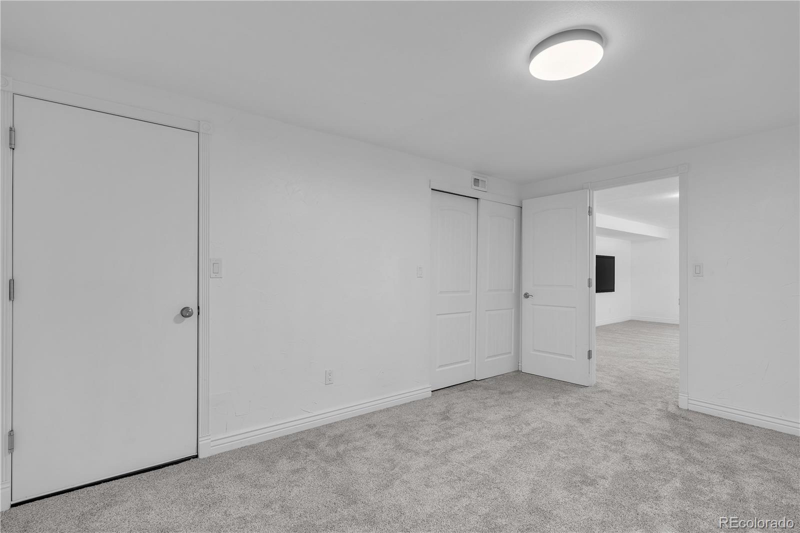 4080 S Vincennes Court