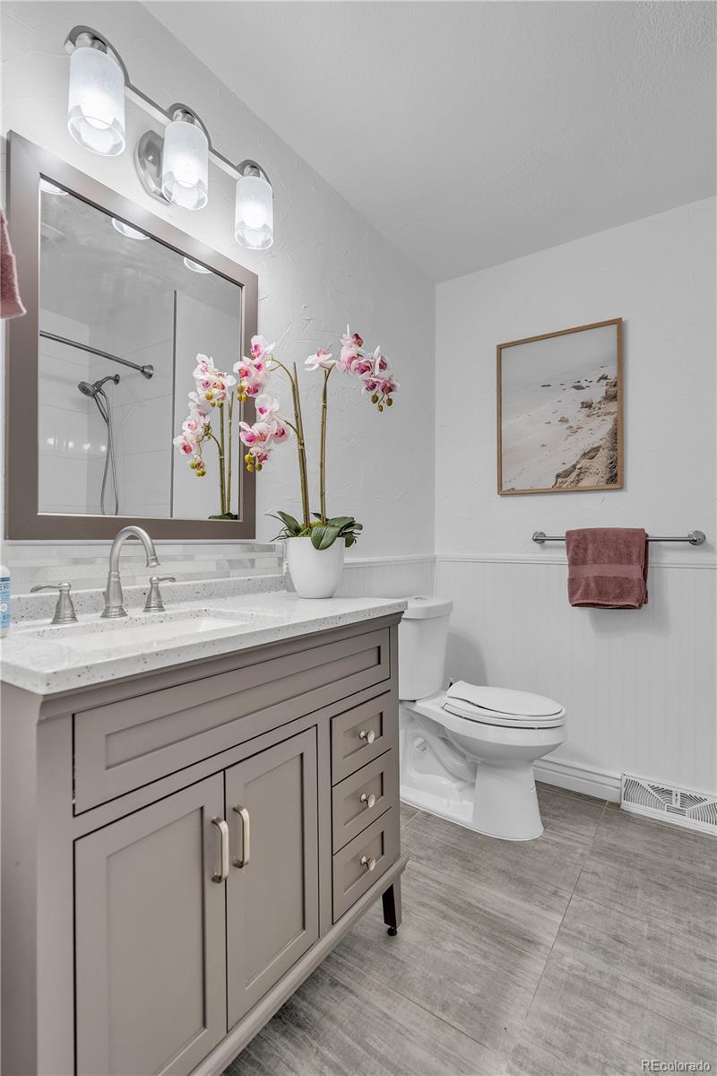 4080 S Vincennes Court