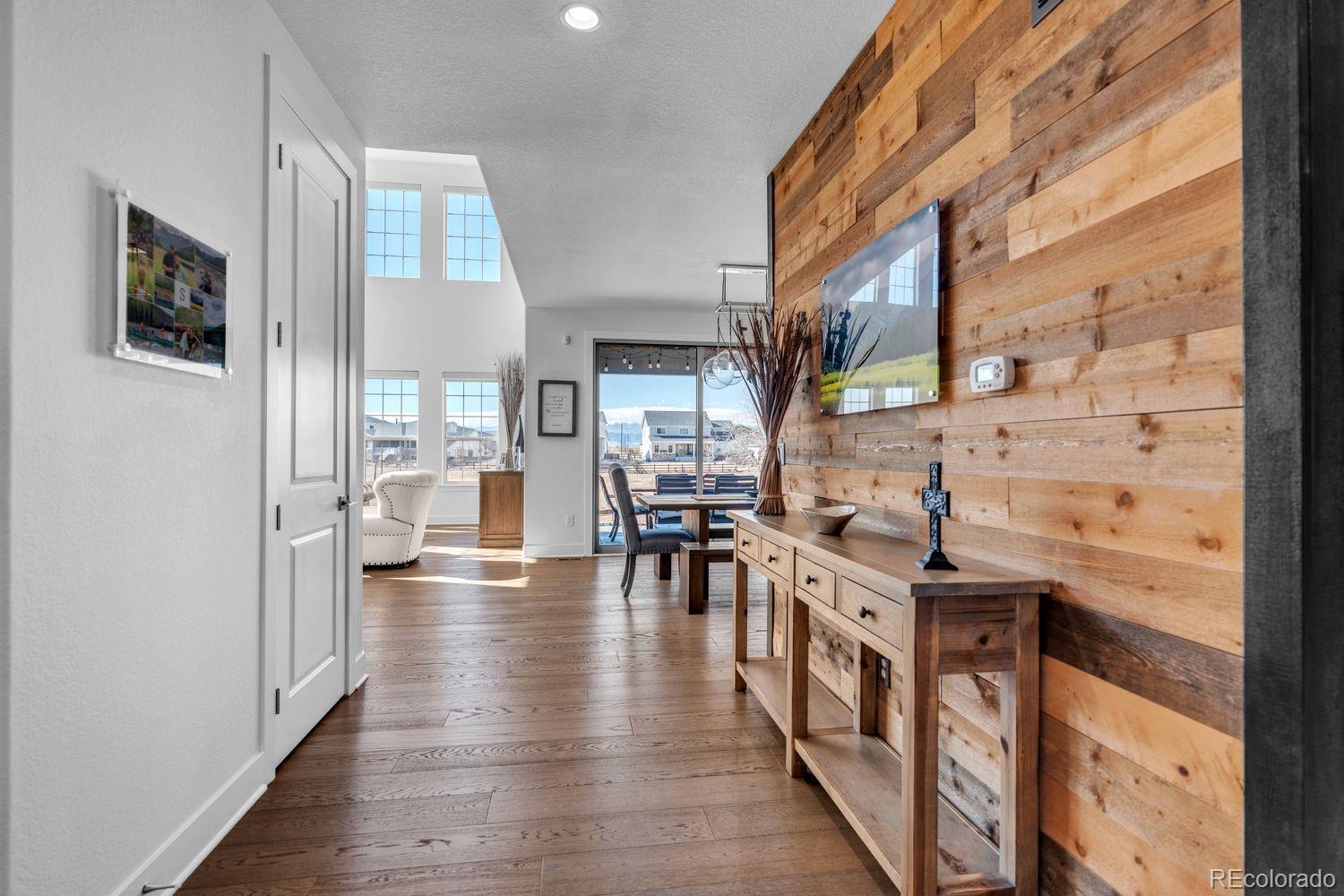 1054 Carbonate Court