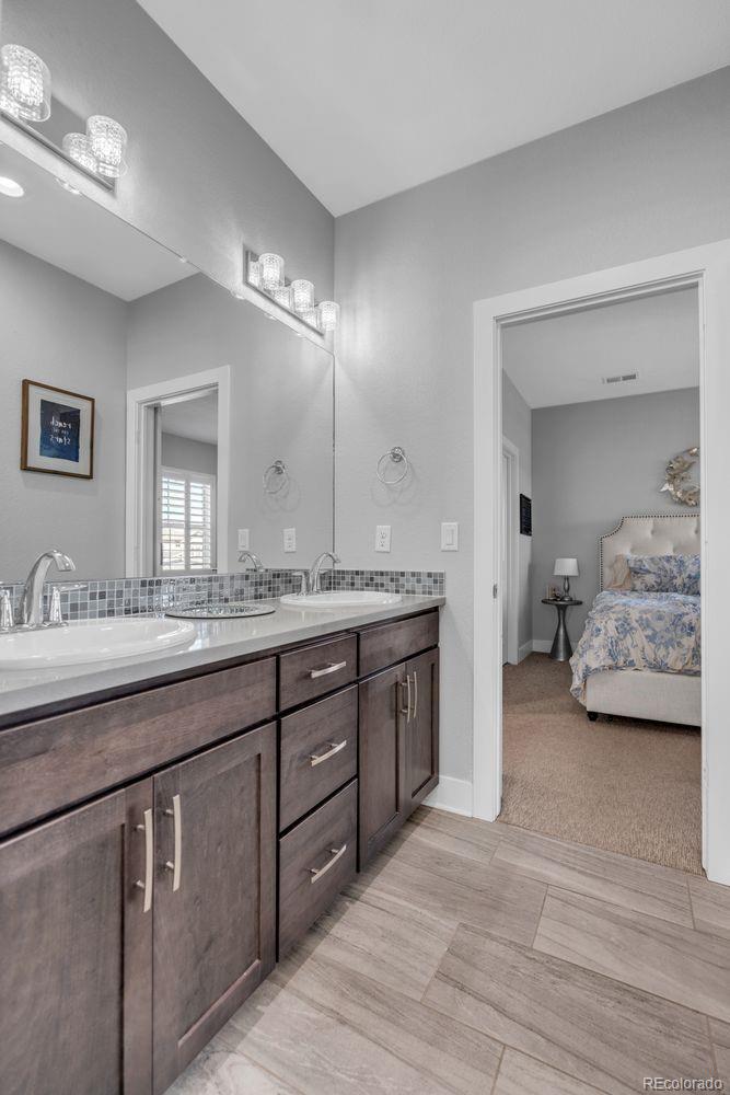 1054 Carbonate Court