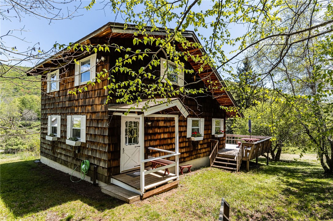 90 Short Run Rd