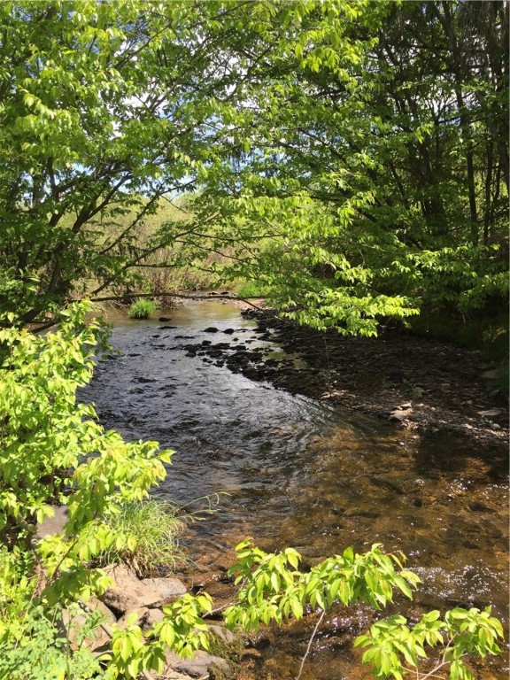 90 Short Run Rd