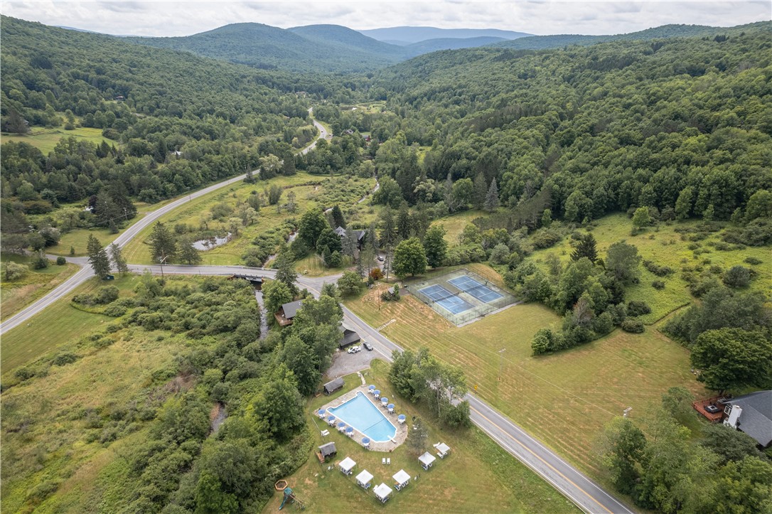 90 Short Run Rd