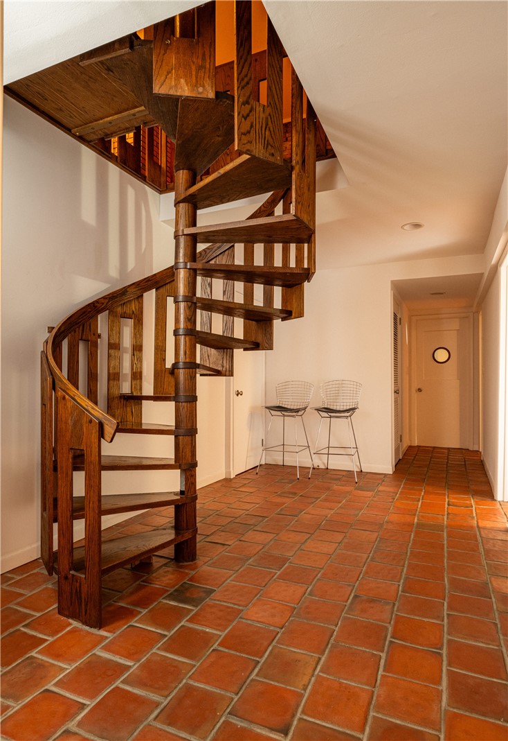 122 Ridgeview