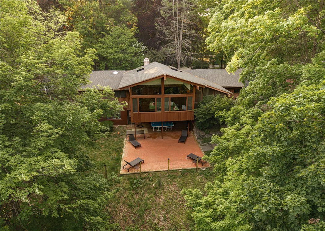 122 Ridgeview