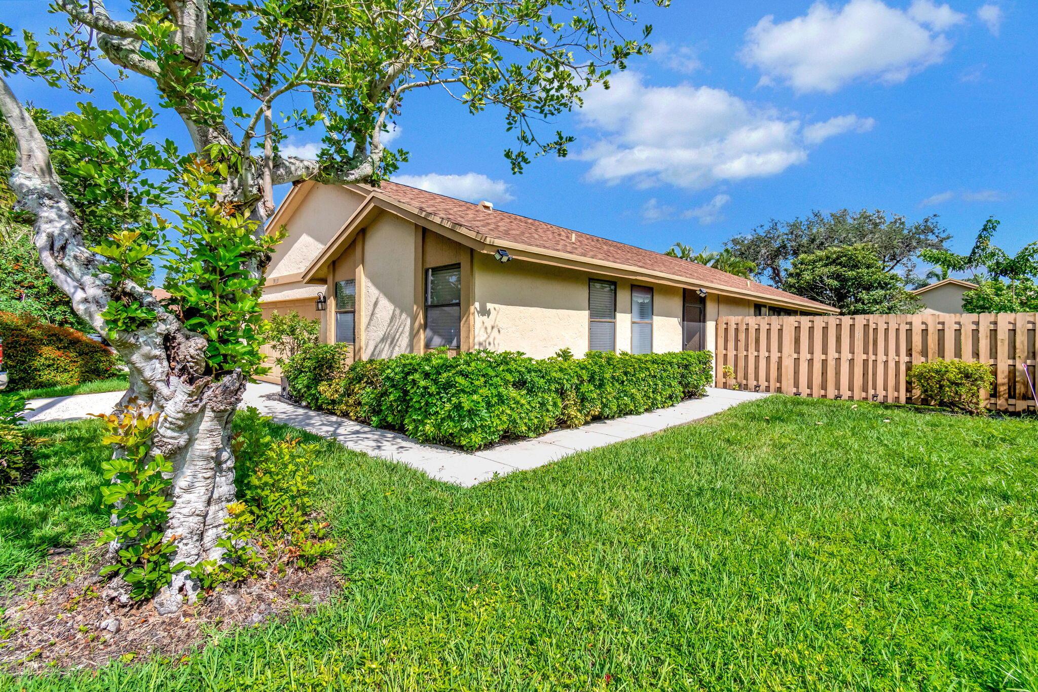 3125 NW 10th Street