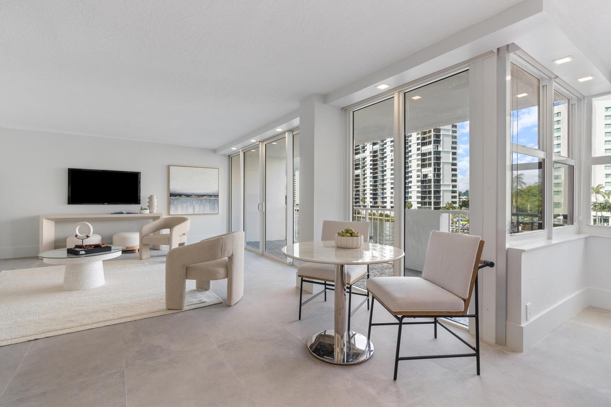 2800 E Sunrise Boulevard 4c