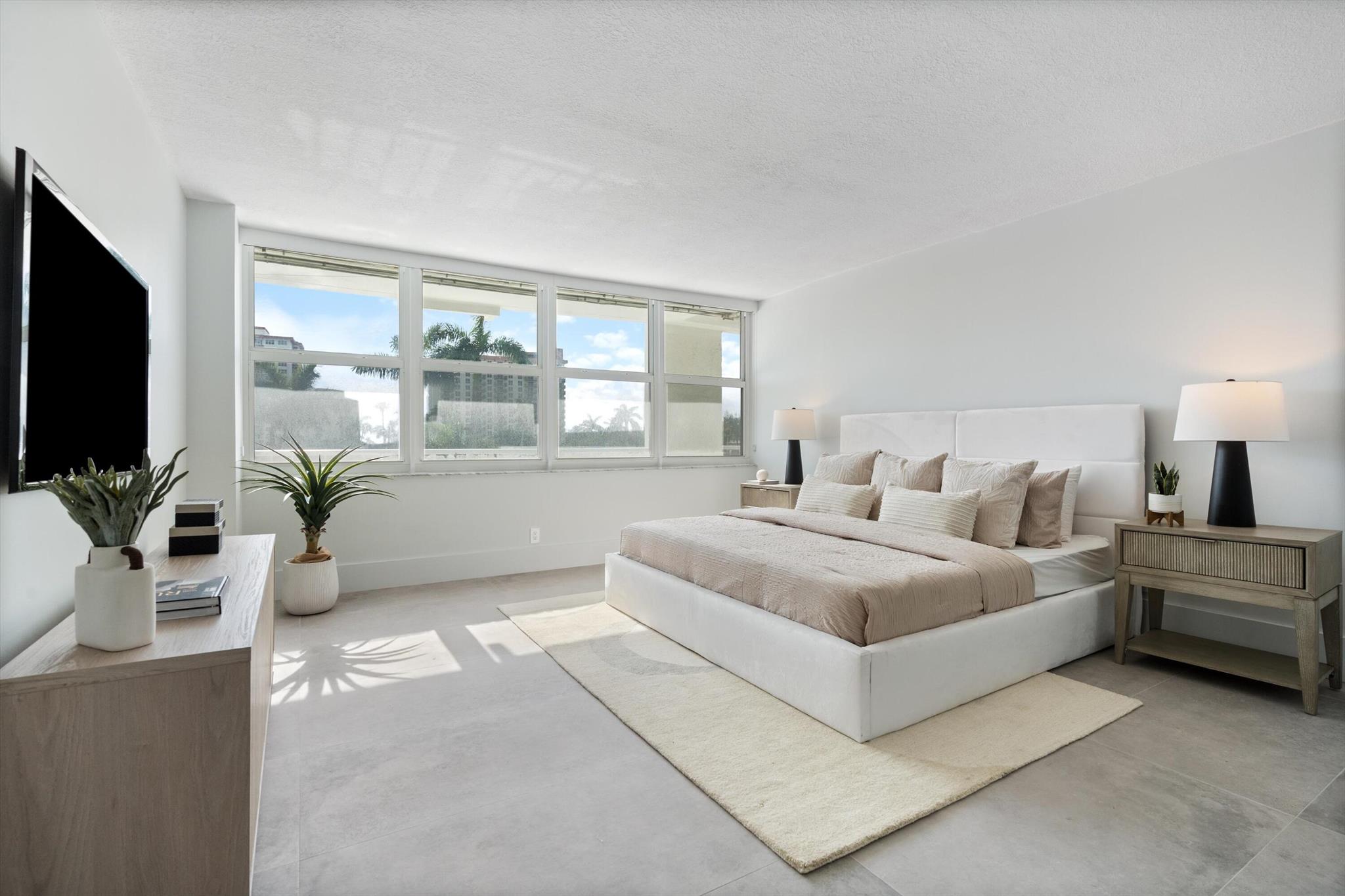 2800 E Sunrise Boulevard 4c