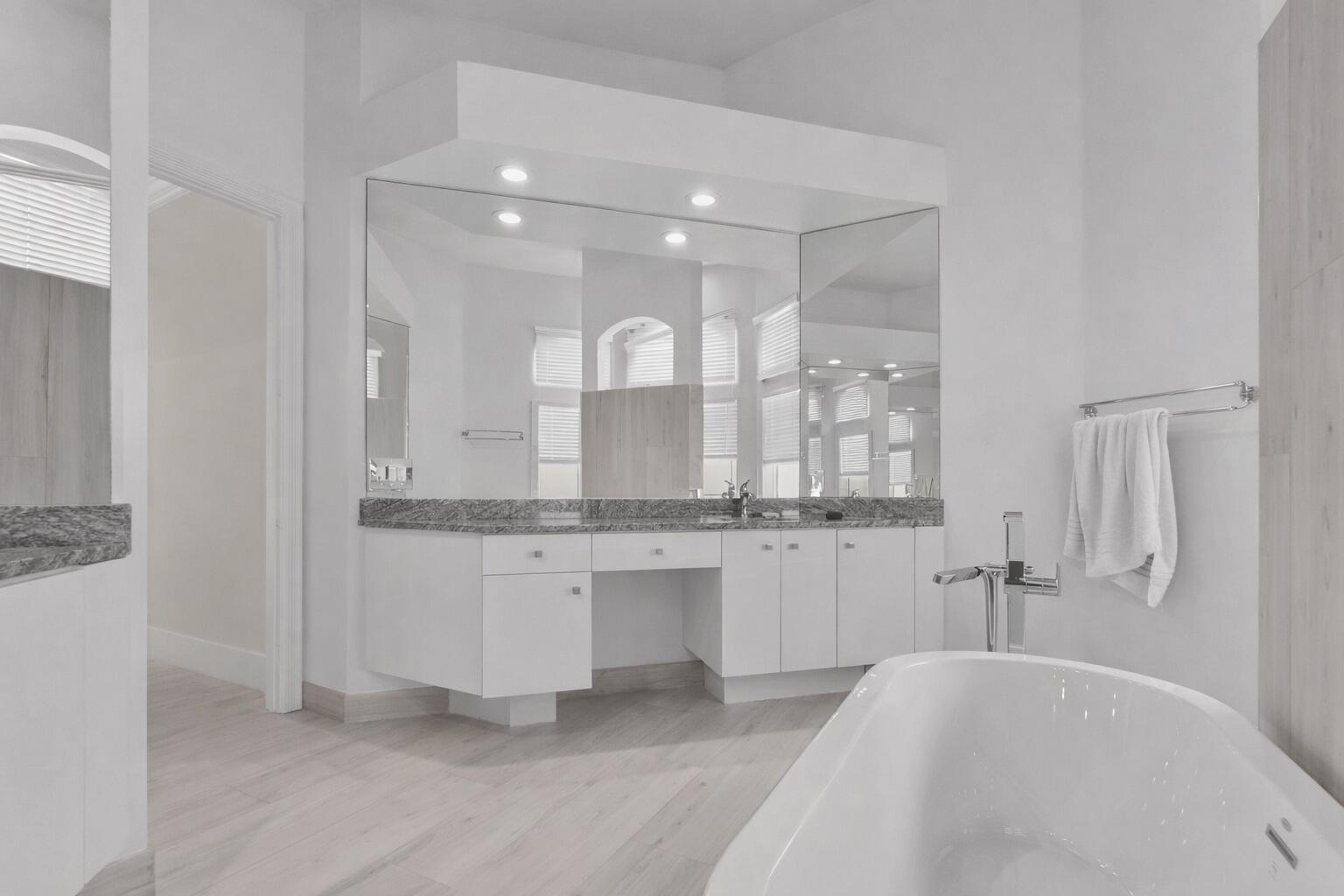 21836 Cypress Palm Ct