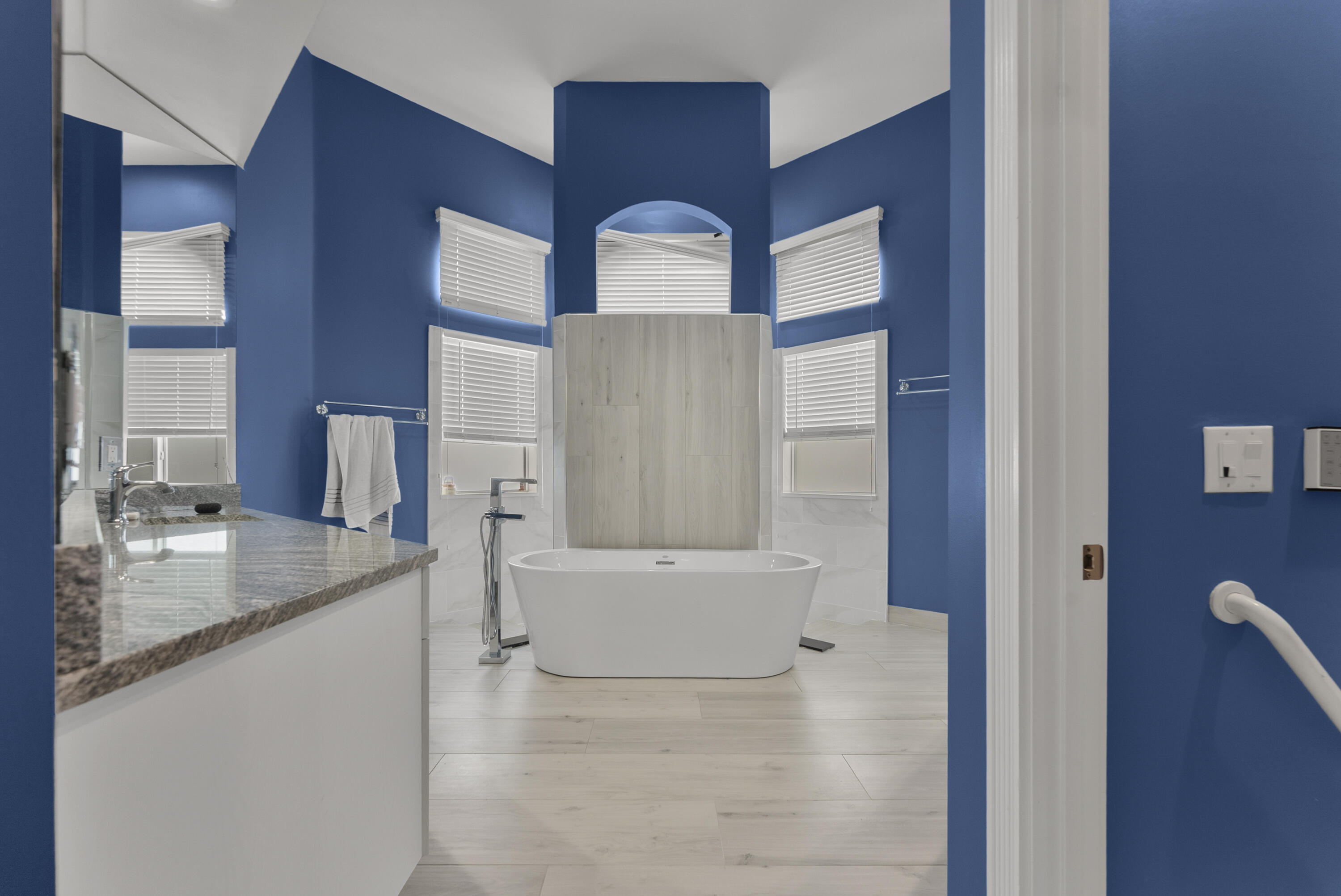 21836 Cypress Palm Ct