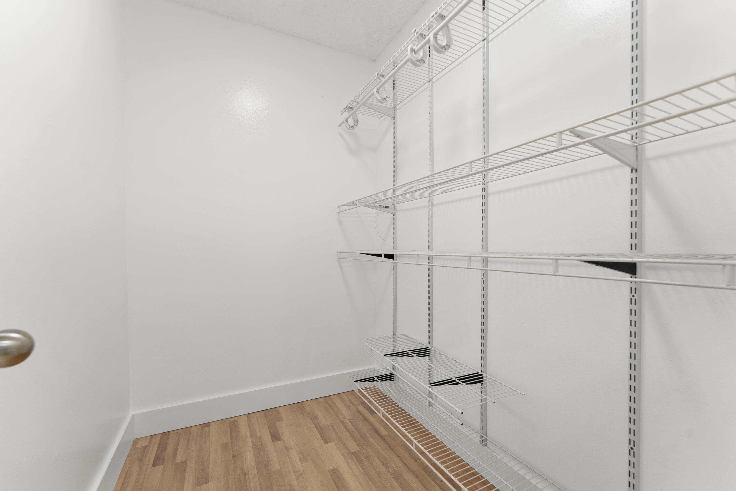 1194 Hillsboro Mile 72