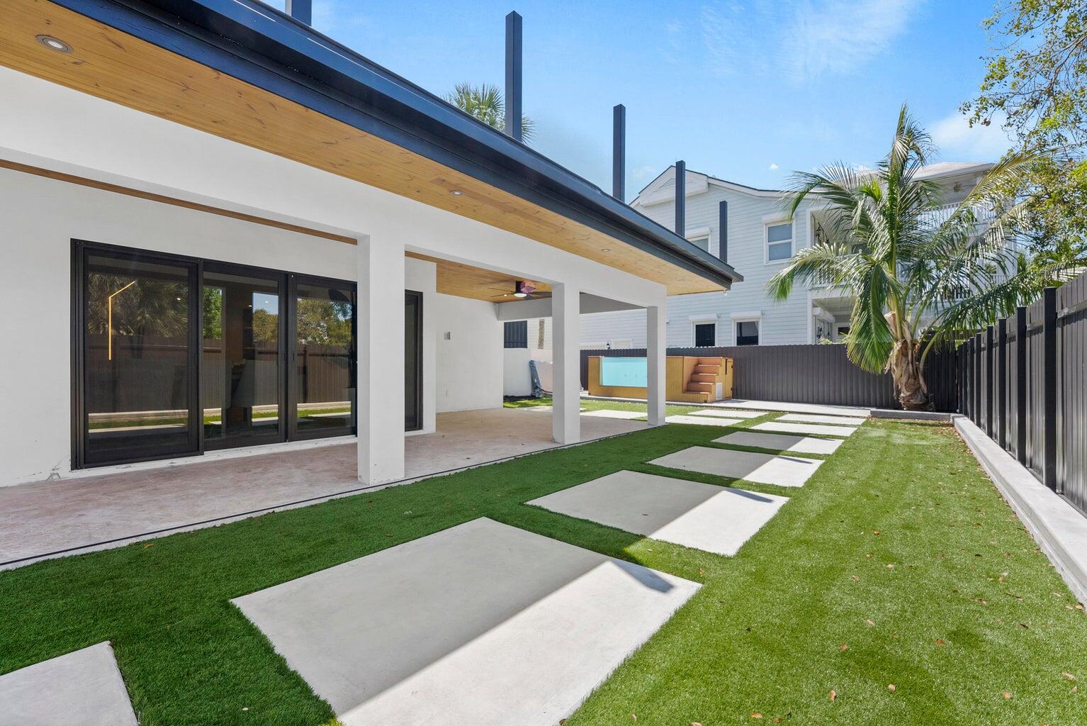 1690 S Ocean Boulevard
