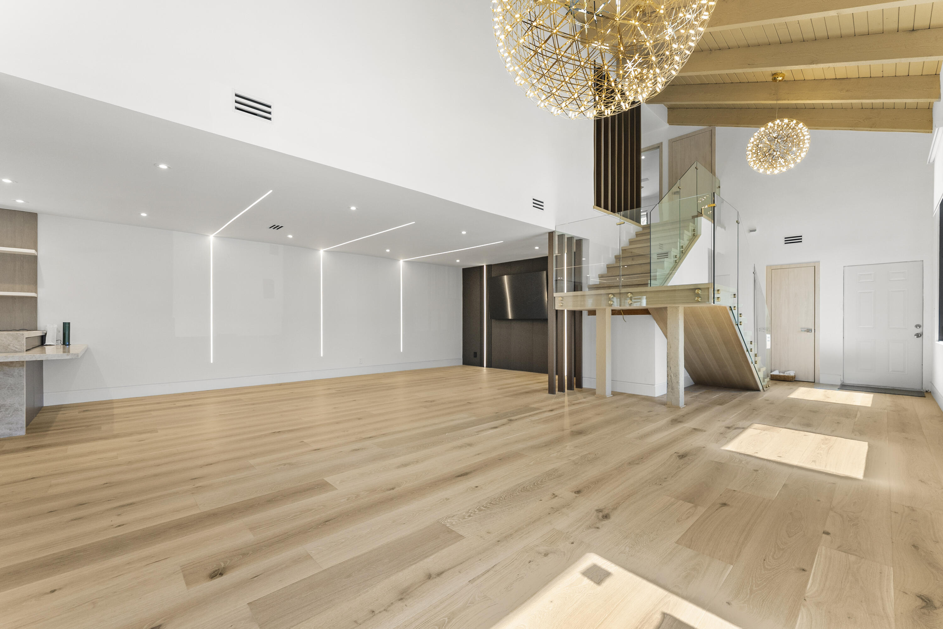 1692 S Ocean Boulevard