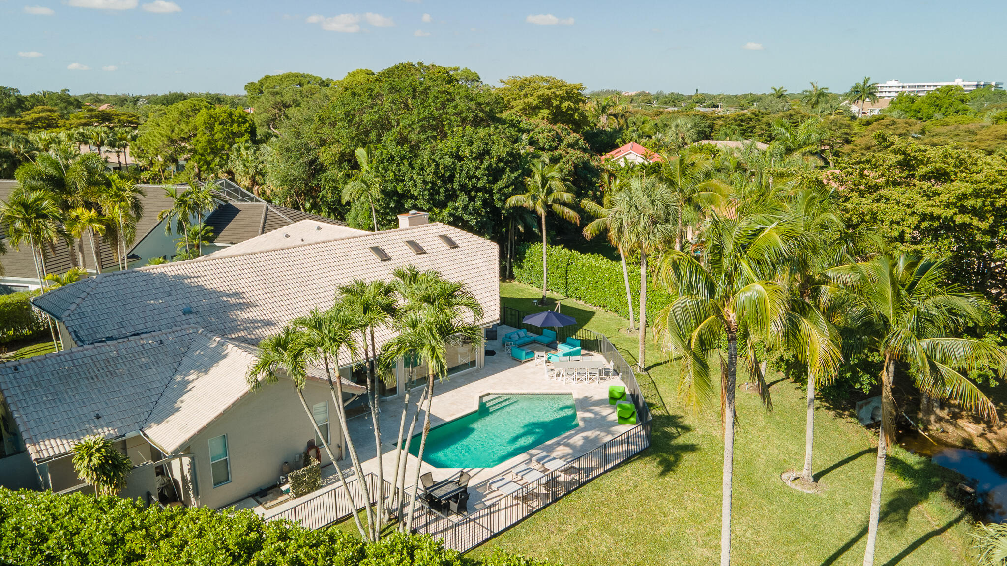 2245 SW 16th Place