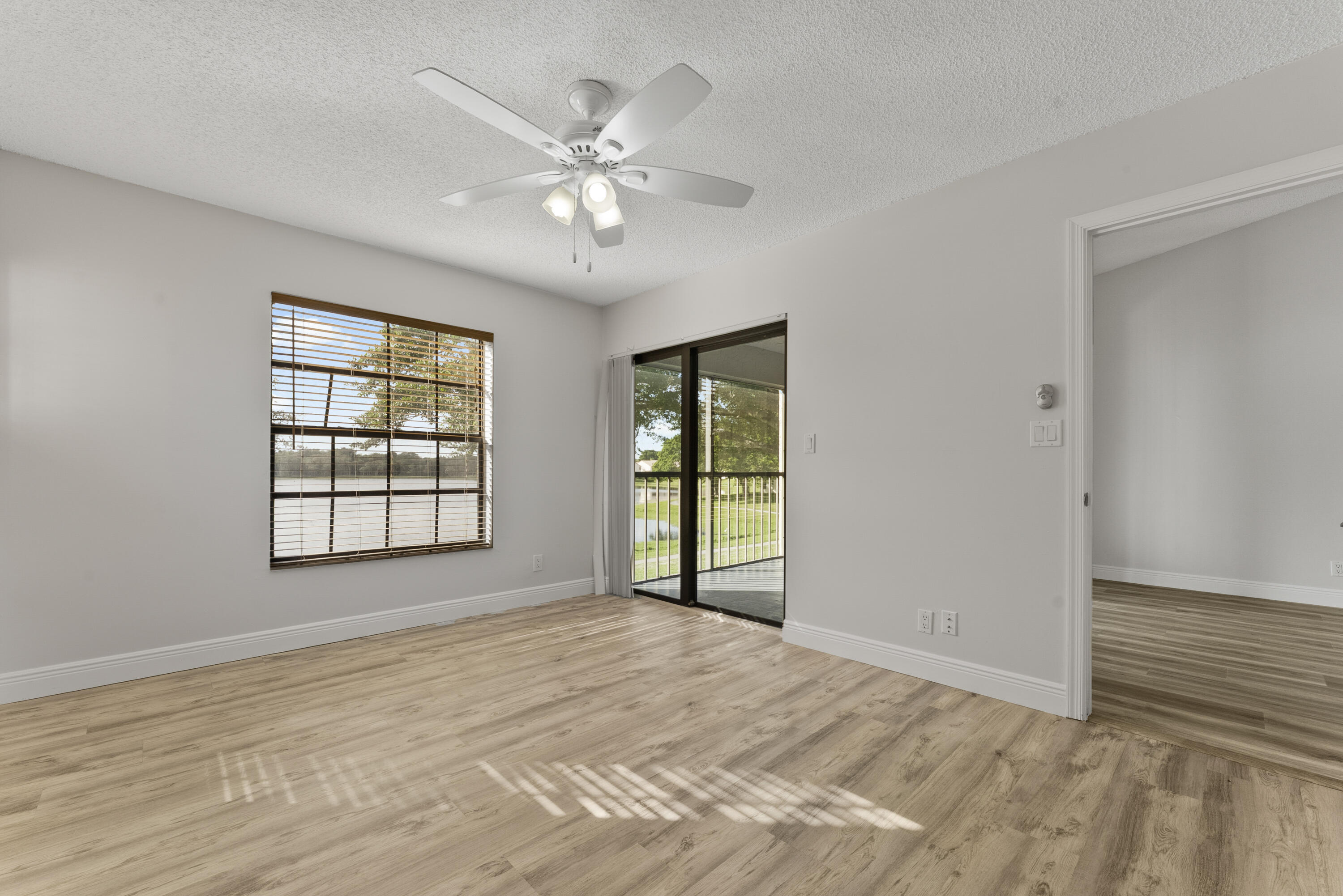 2900 Olivewood Terrace 2010