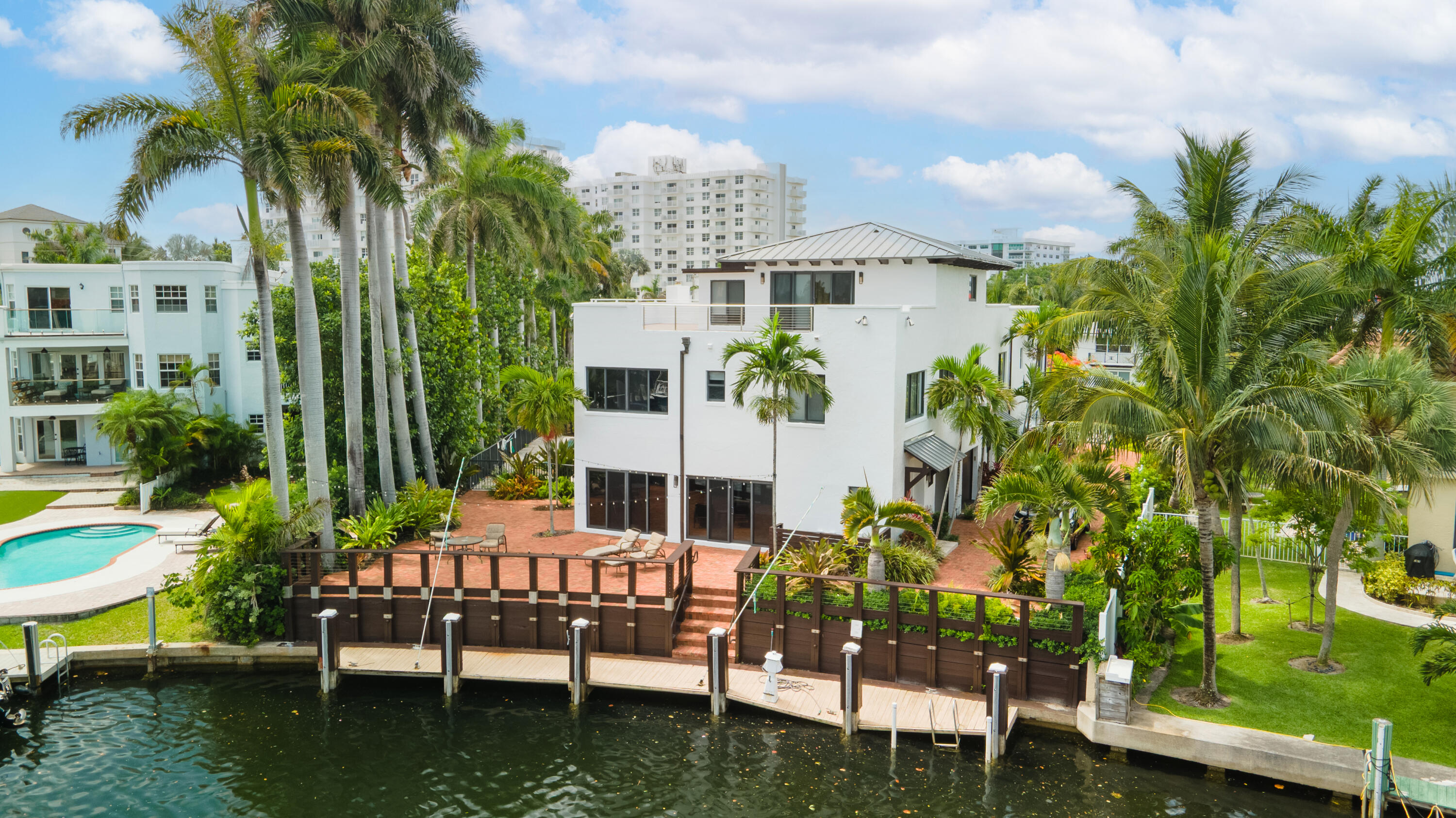1121 Bel Air Drive 4