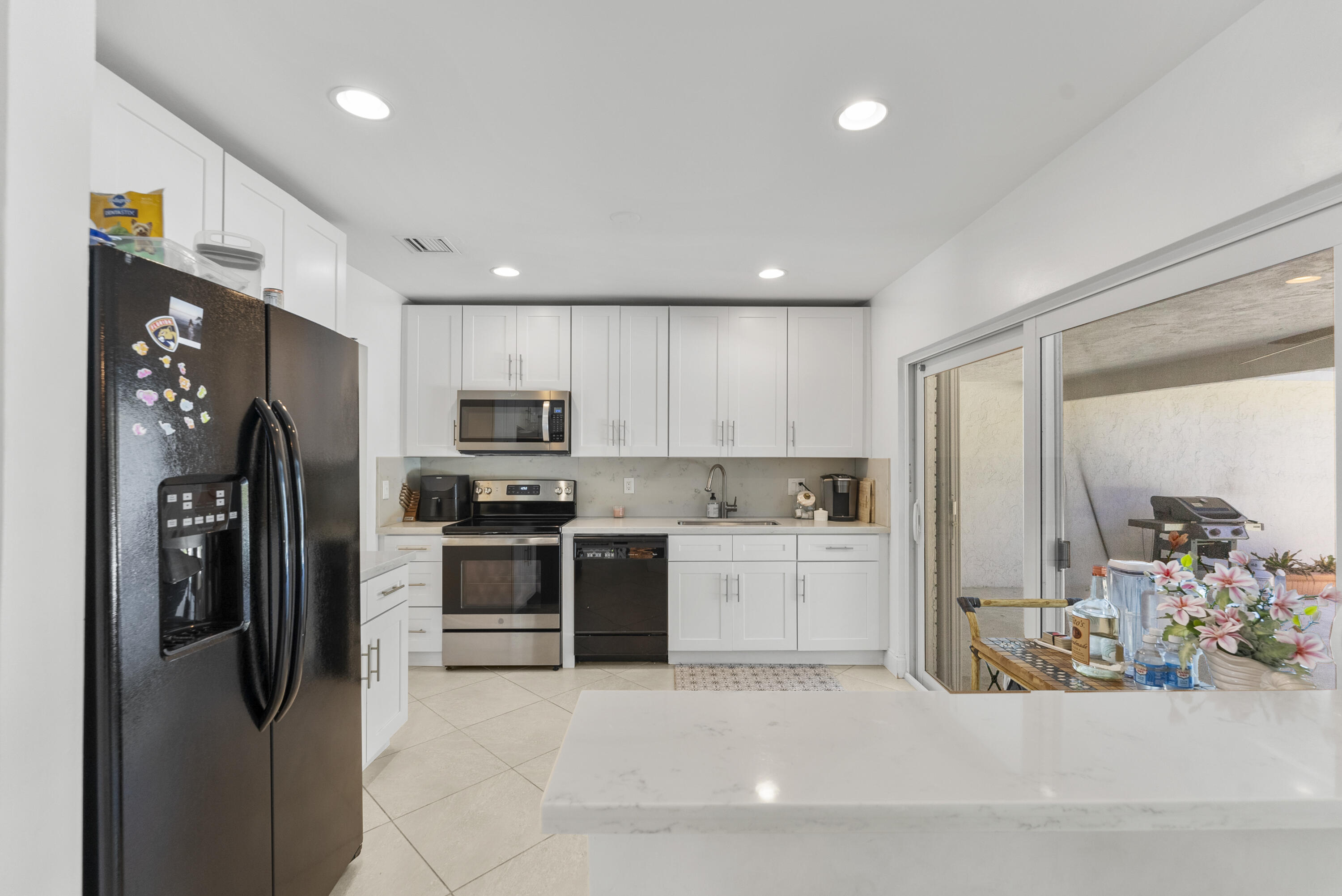 401 NE 10th Terrace