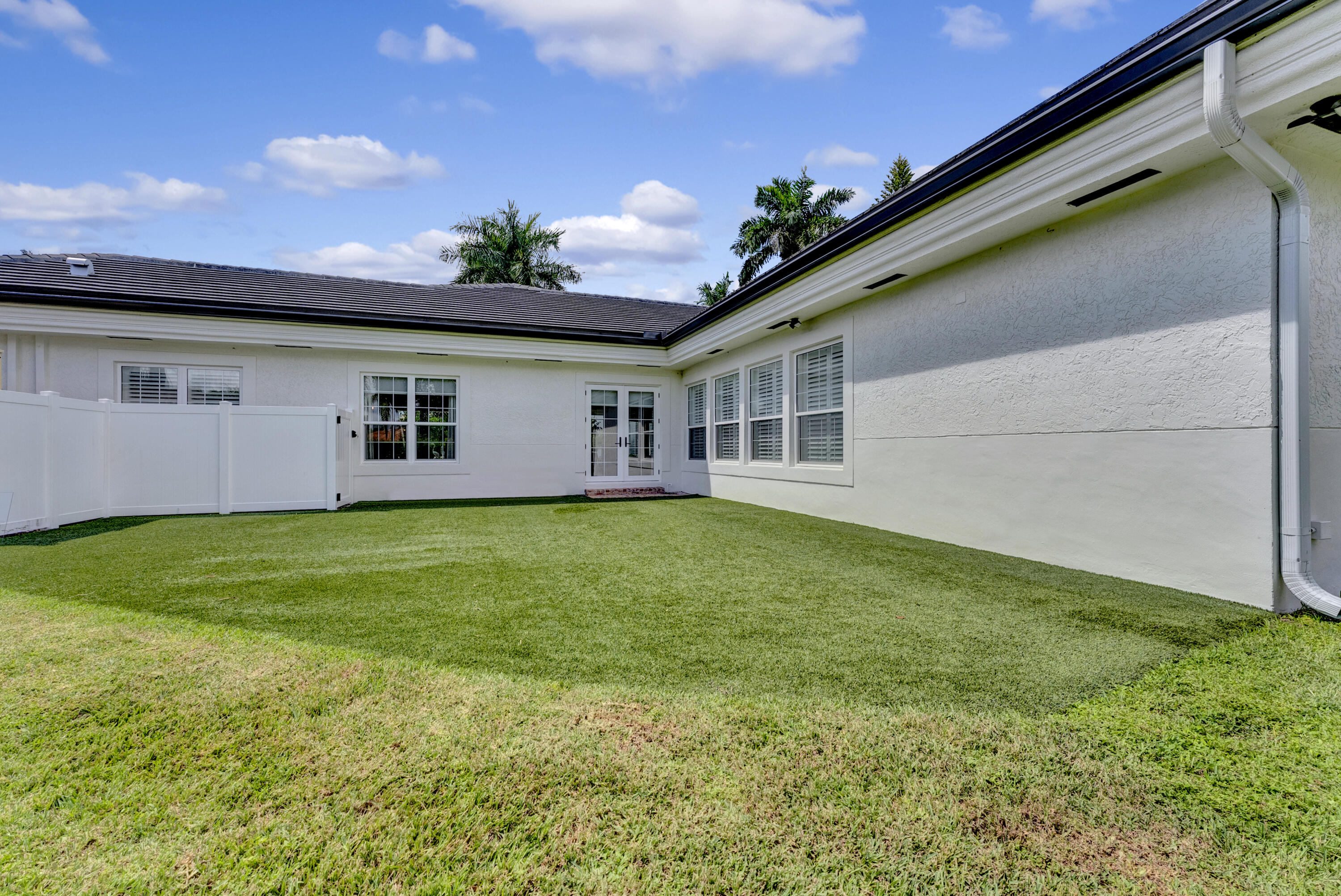 16046 RIO DEL SOL