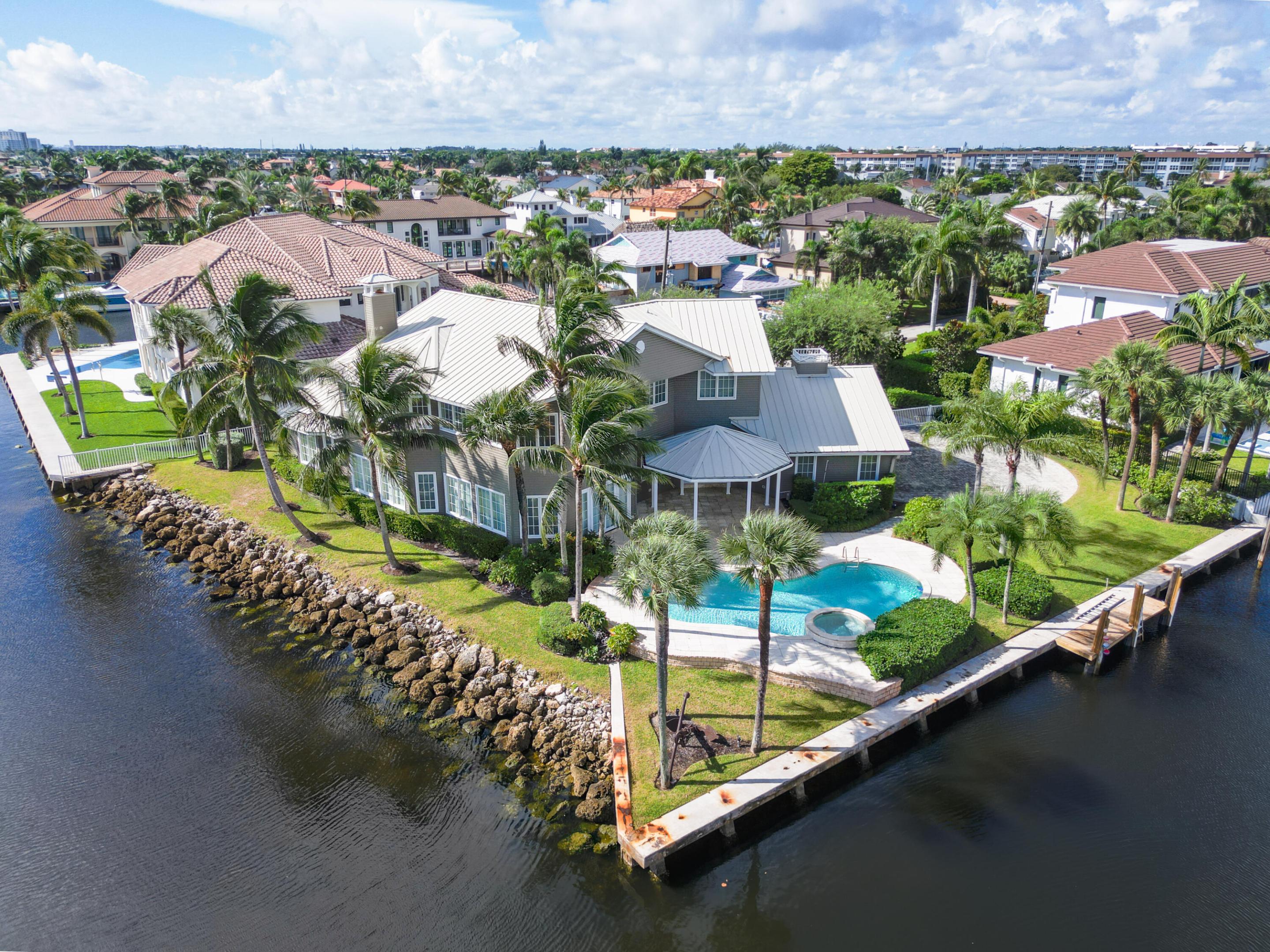 975 DOGWOOD Drive
