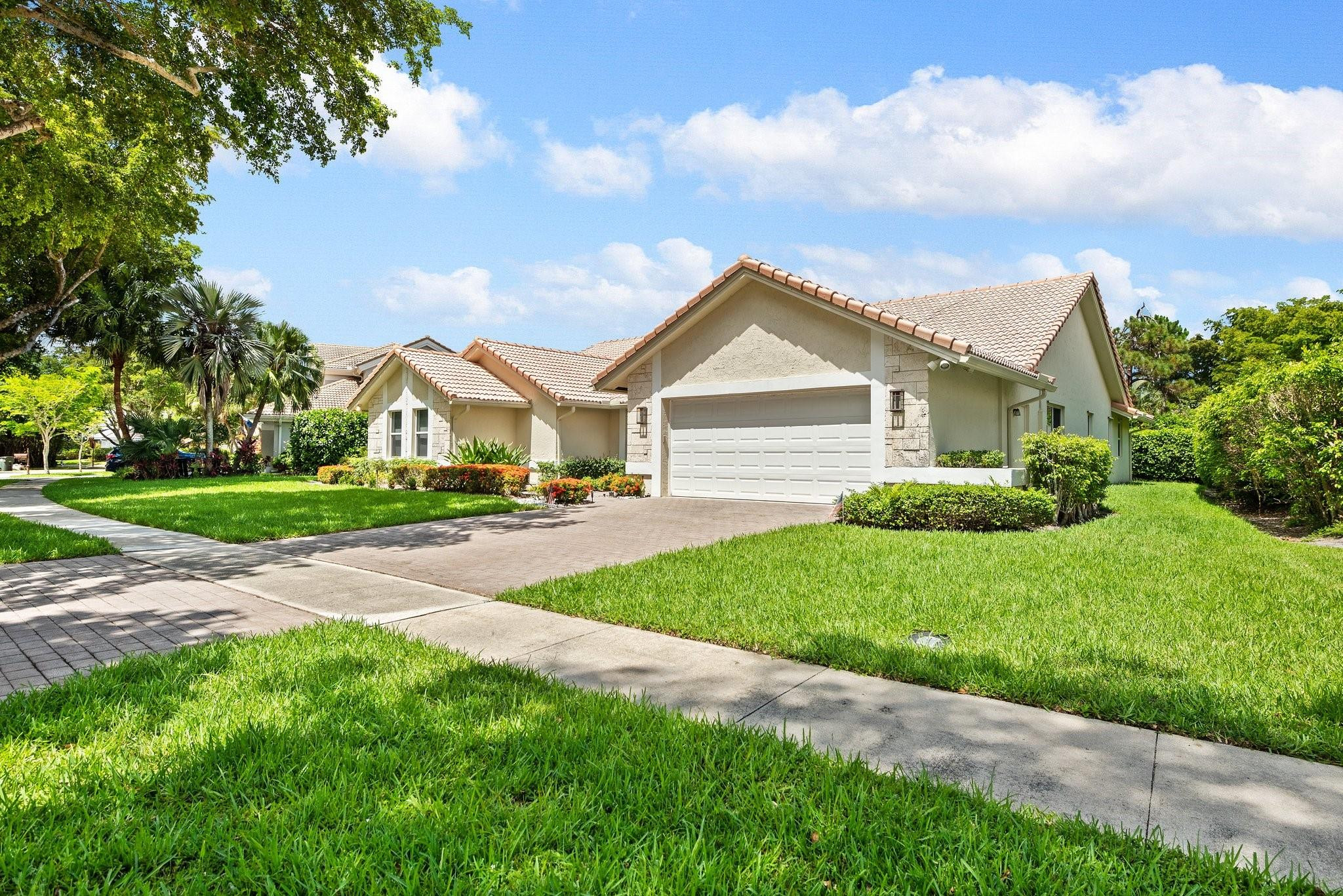 4800 NW 28th Ave