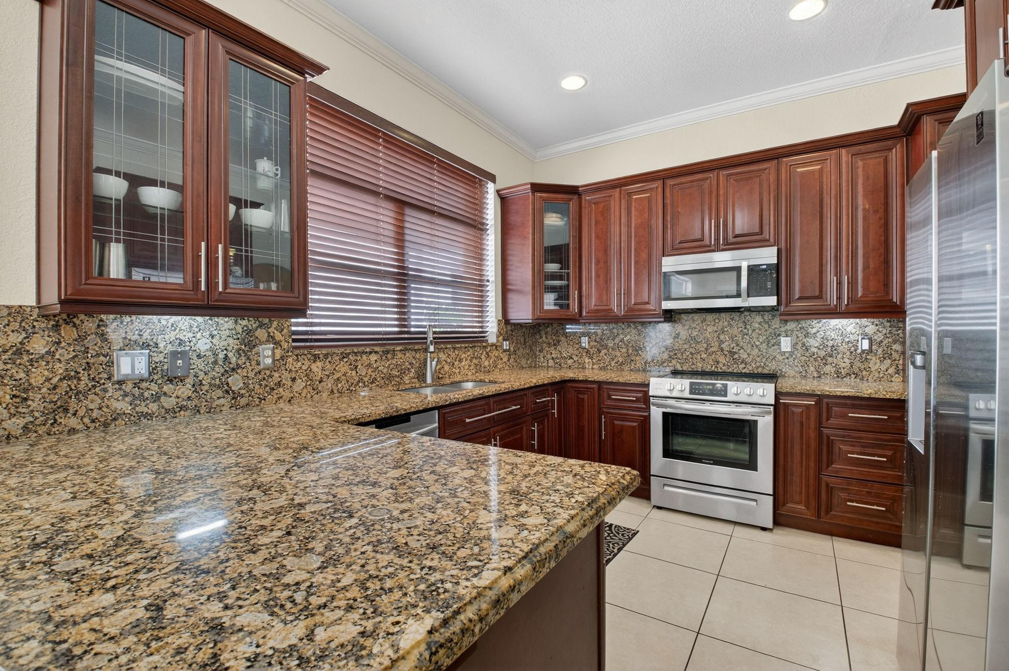 9696 Vineyard Court