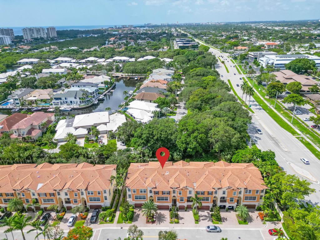 616 NE Francesca Lane NE