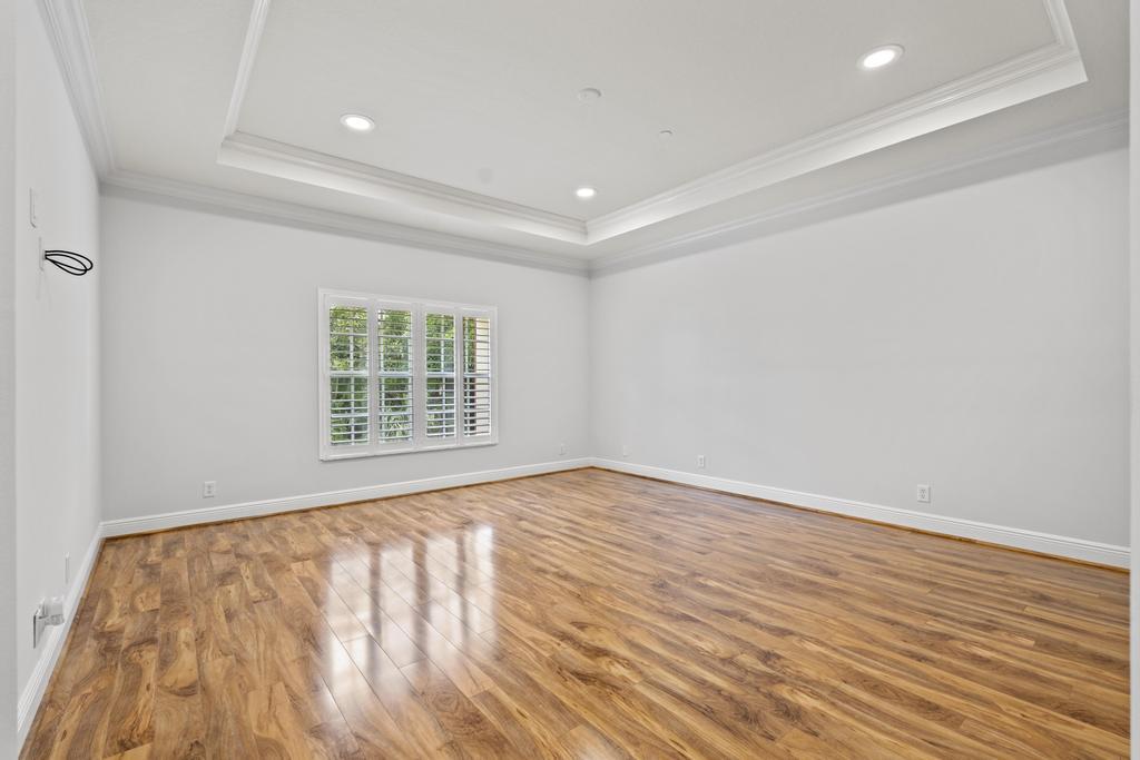 616 NE Francesca Lane NE