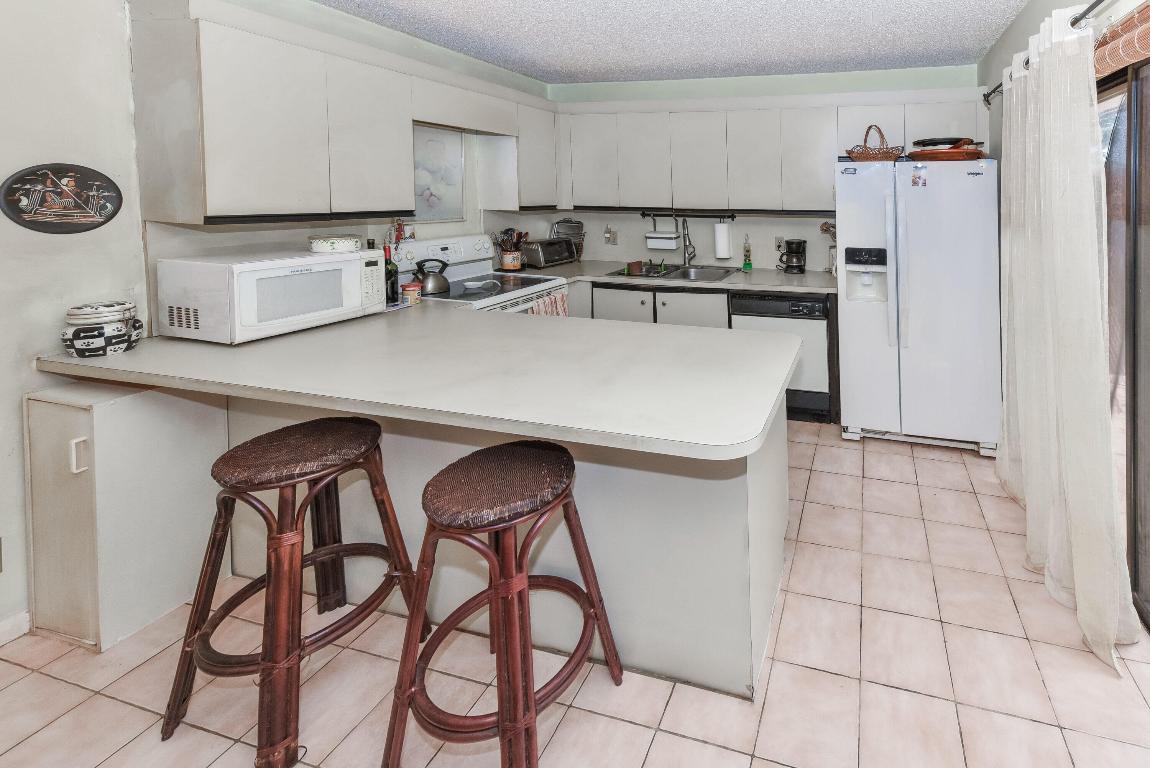 2520 SW 15th Street Unit: 2520