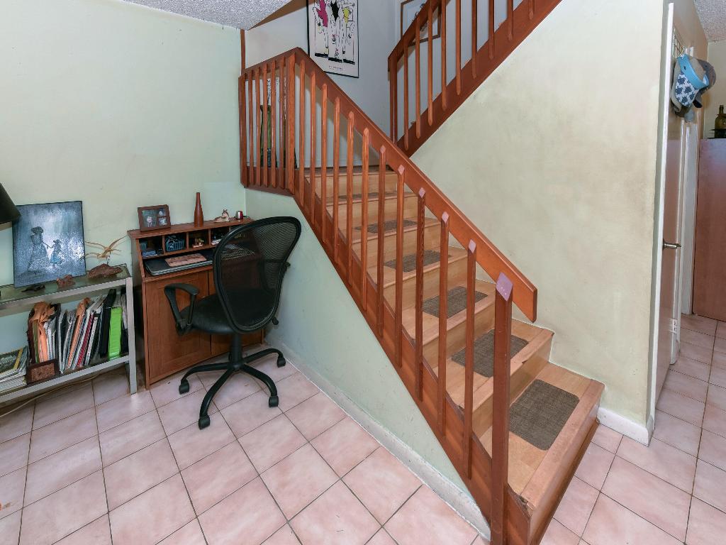 2520 SW 15th Street Unit: 2520