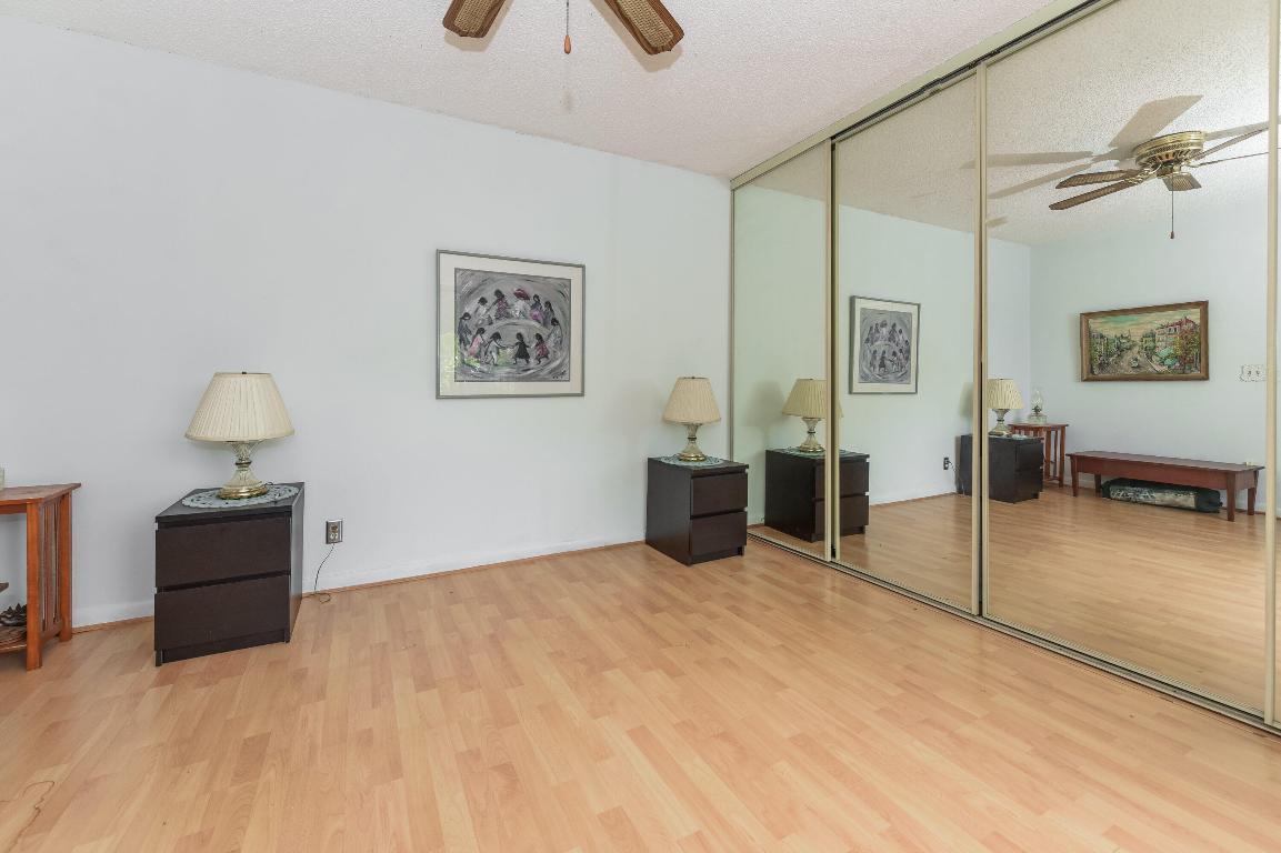 2520 SW 15th Street Unit: 2520