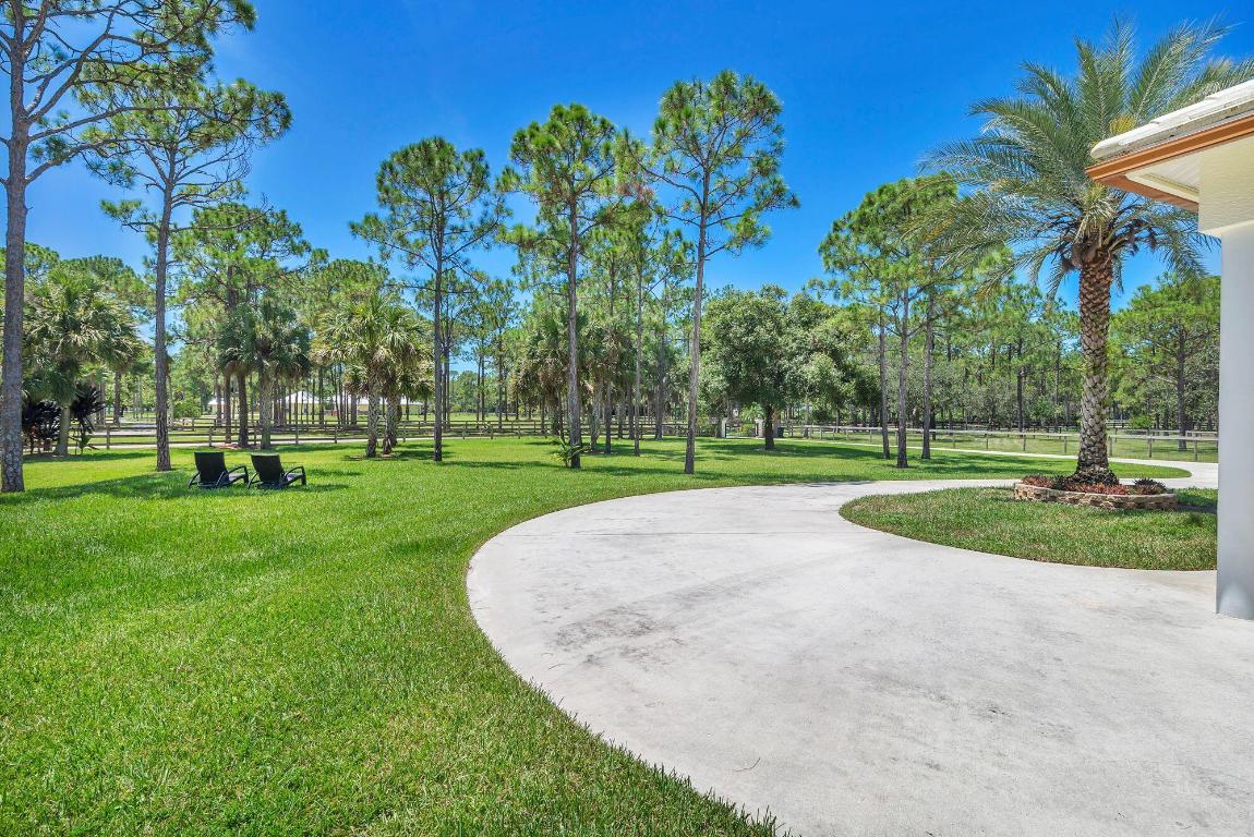 14819 Broken Arrow Place