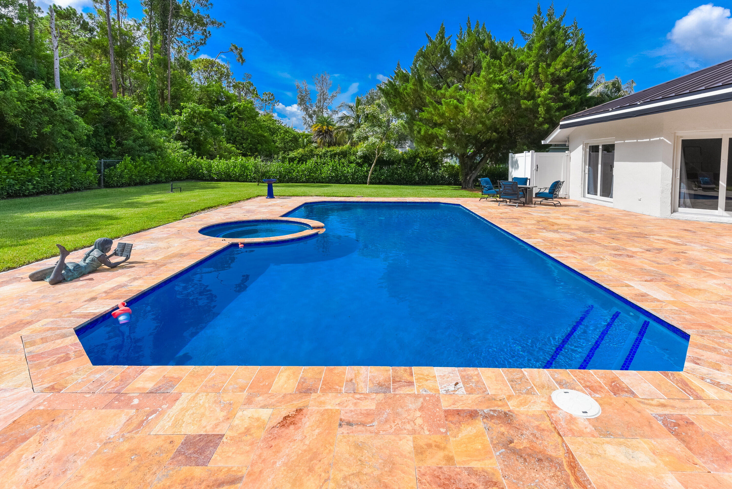 7550 NW 49th Lane