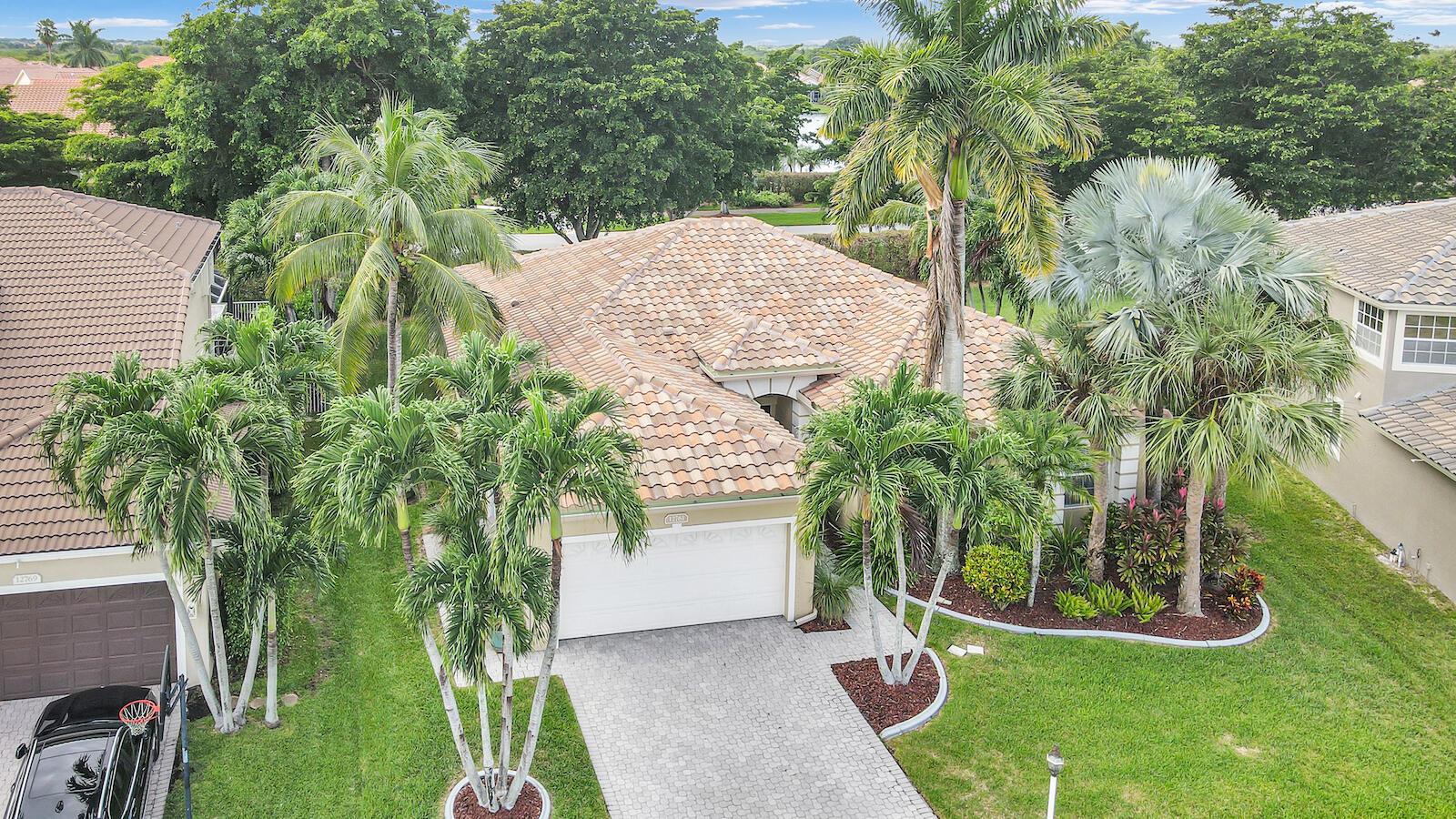 12761 Tulipwood Circle