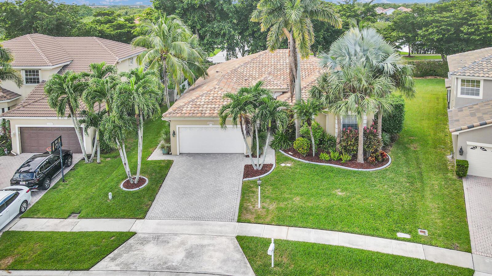 12761 Tulipwood Circle