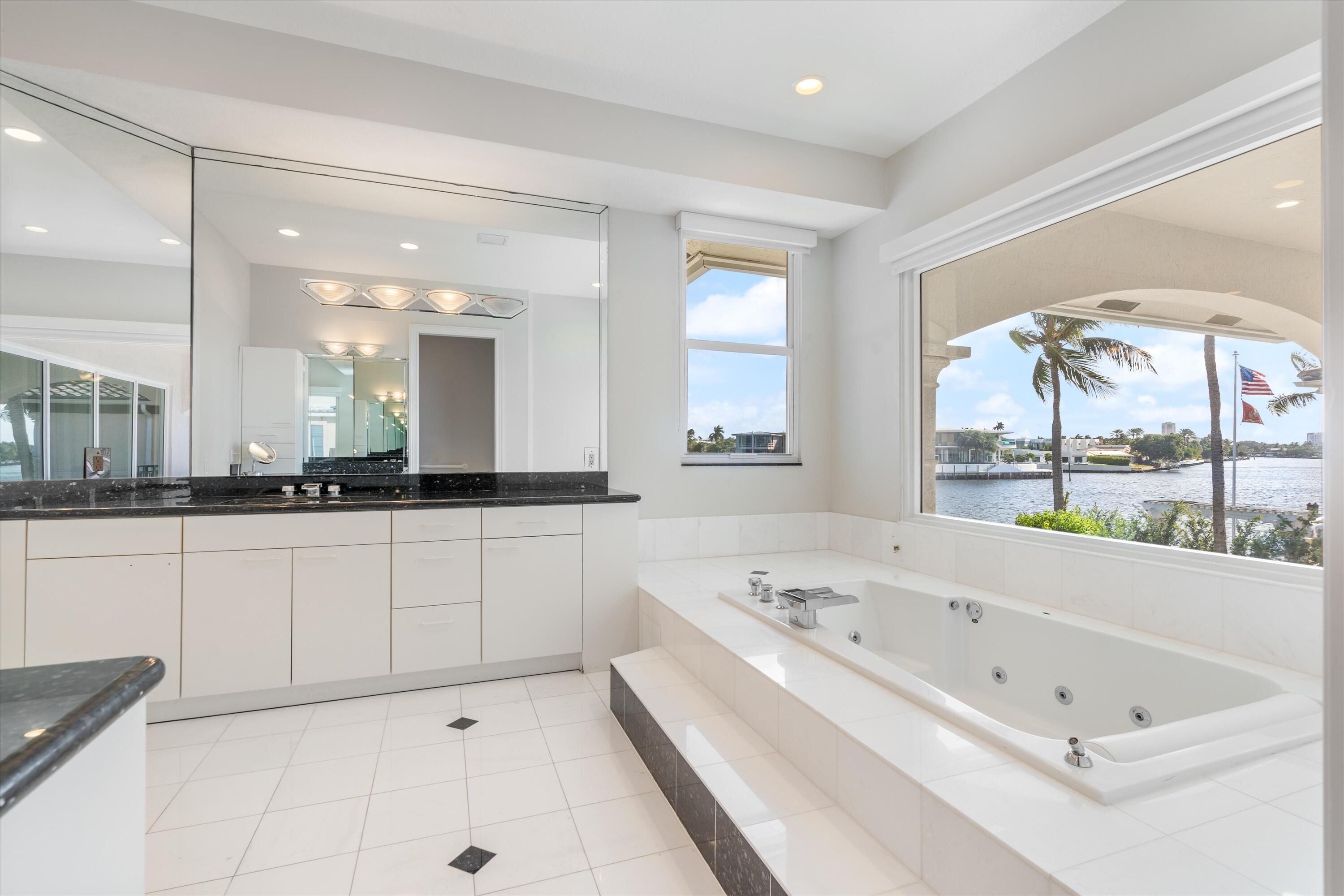 660 Golden Harbour Drive