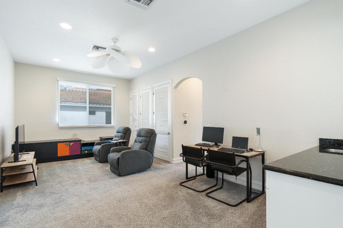 660 Golden Harbour Drive