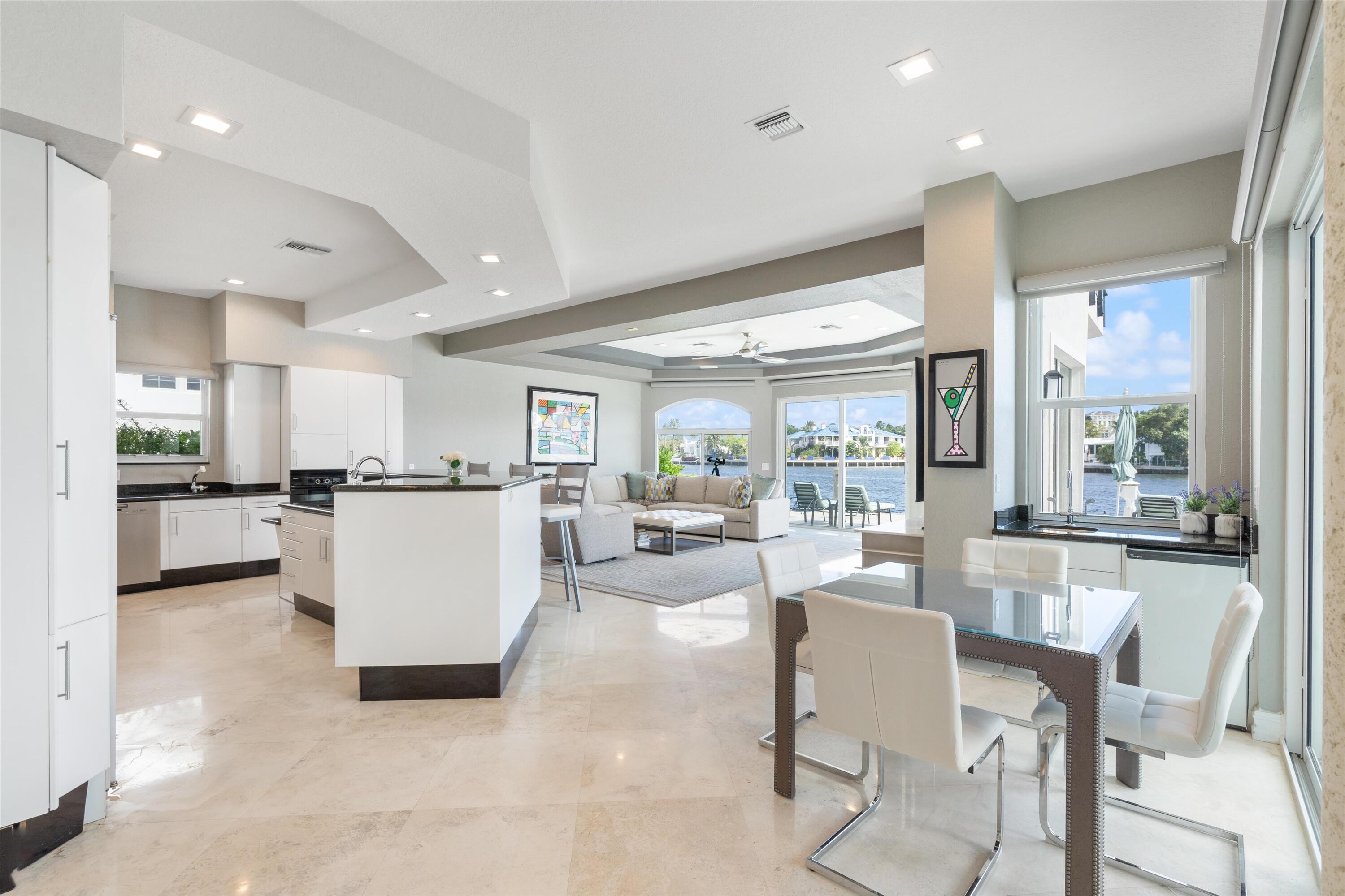 660 Golden Harbour Drive