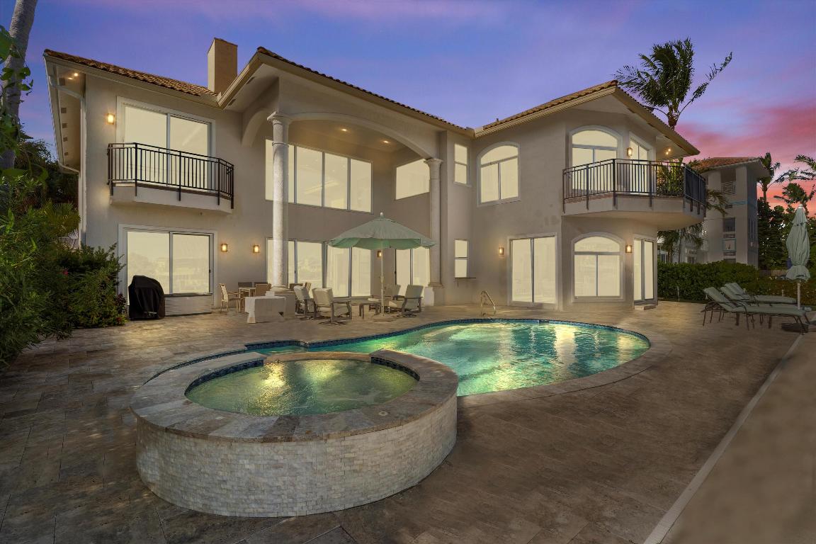 660 Golden Harbour Drive