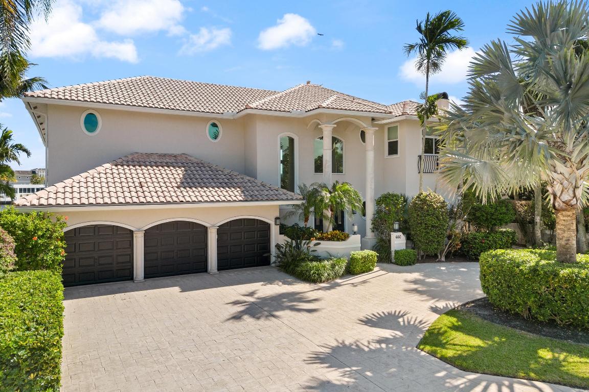 660 Golden Harbour Drive