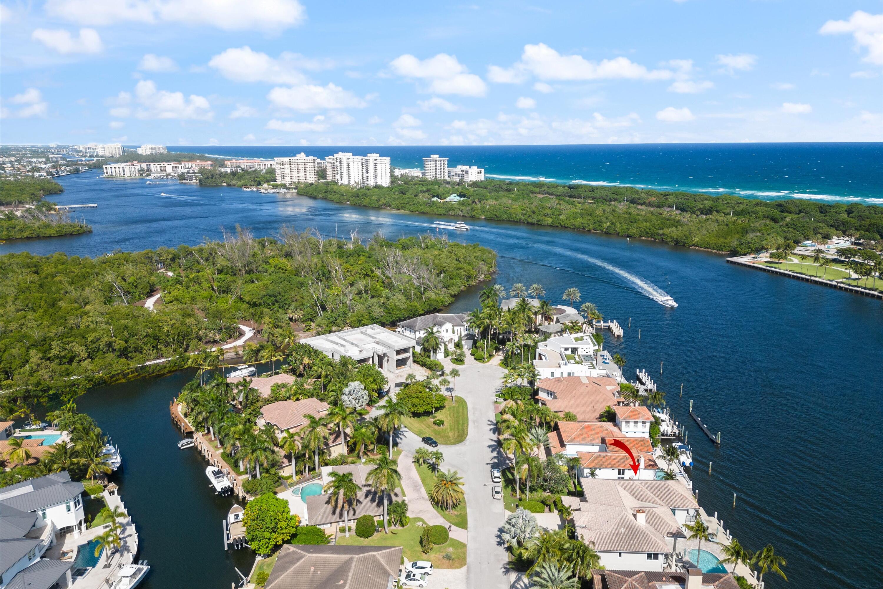 660 Golden Harbour Drive