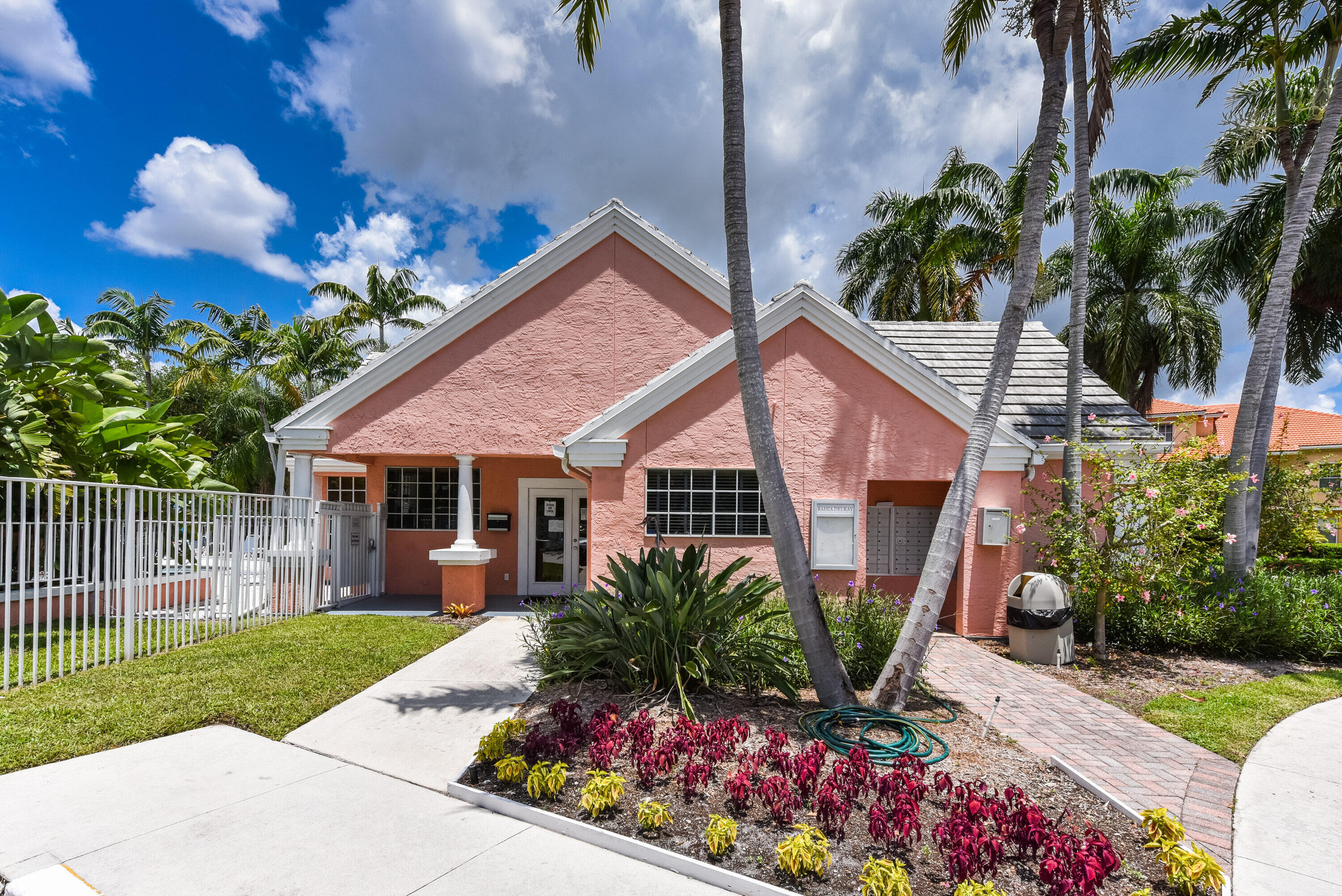 1345 Crystal Way Unit: G