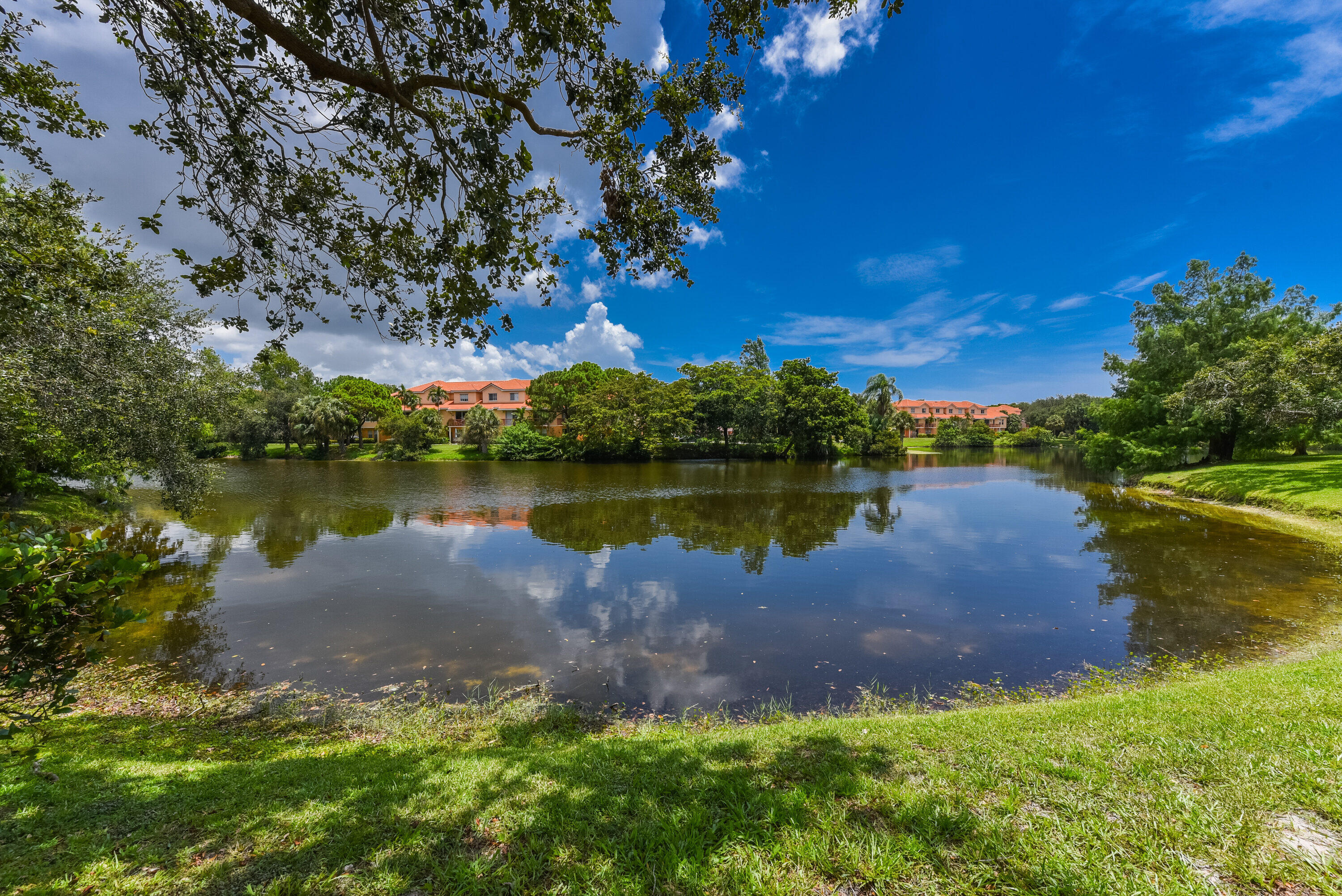 1345 Crystal Way Unit: G