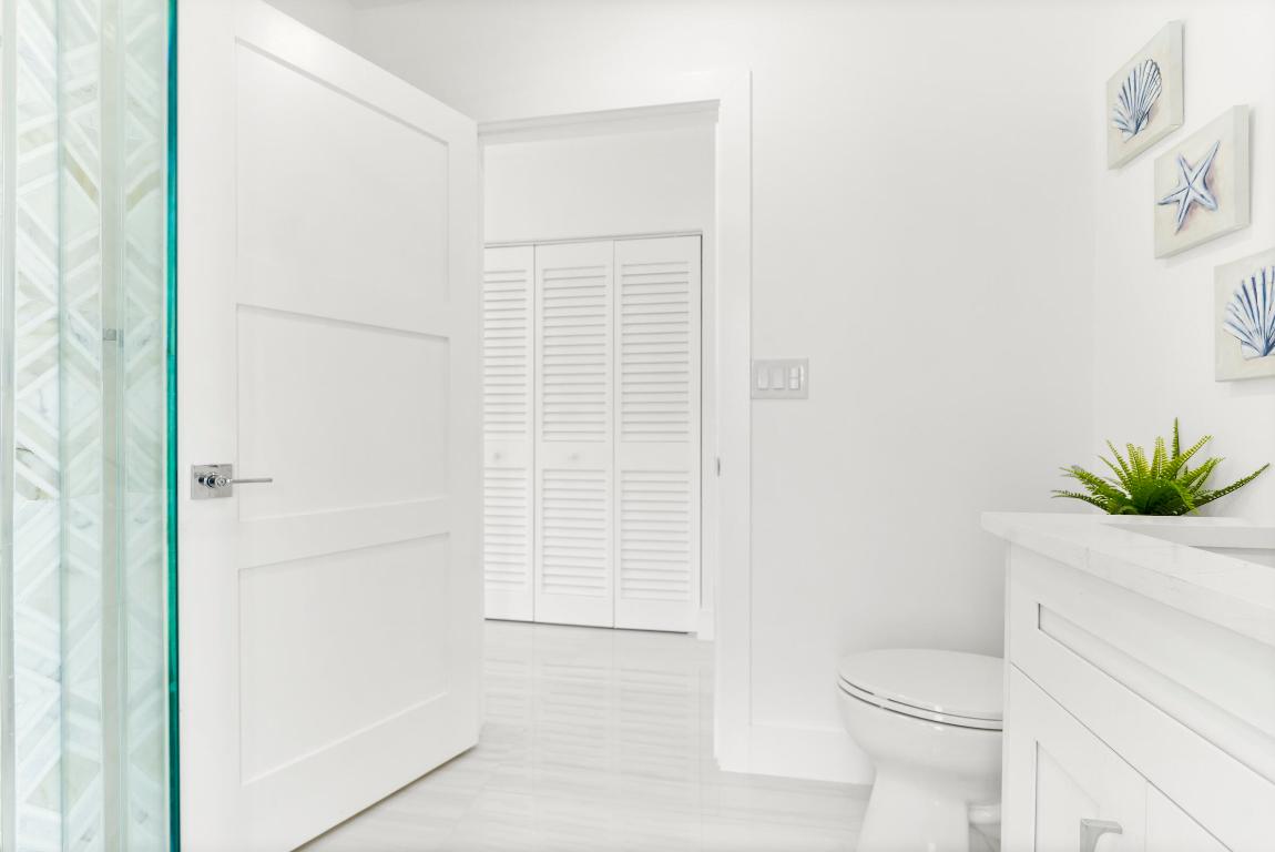 680 NE Harbour Drive