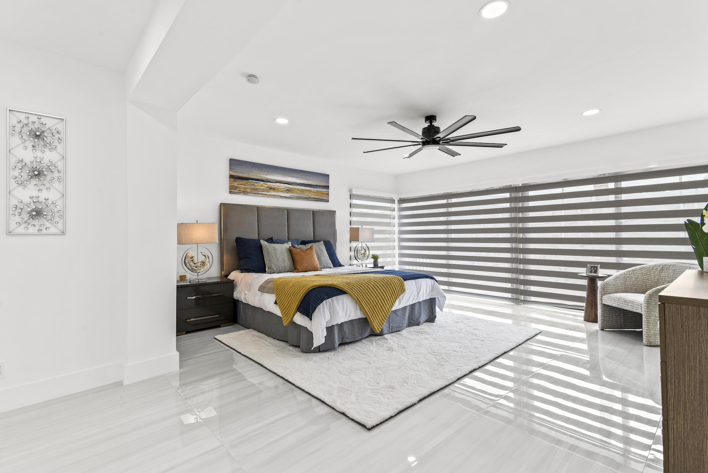 680 NE Harbour Drive