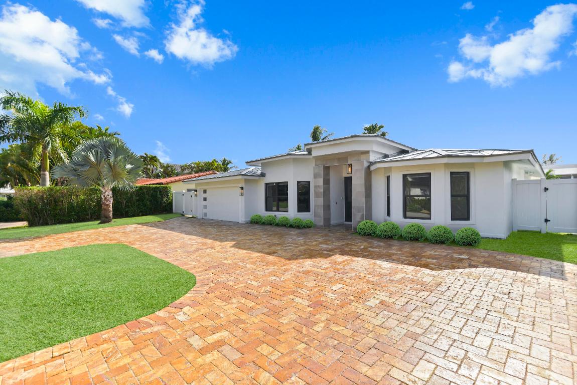 680 NE Harbour Drive