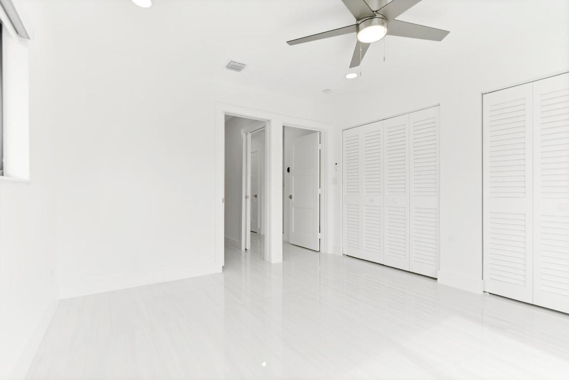 680 NE Harbour Drive