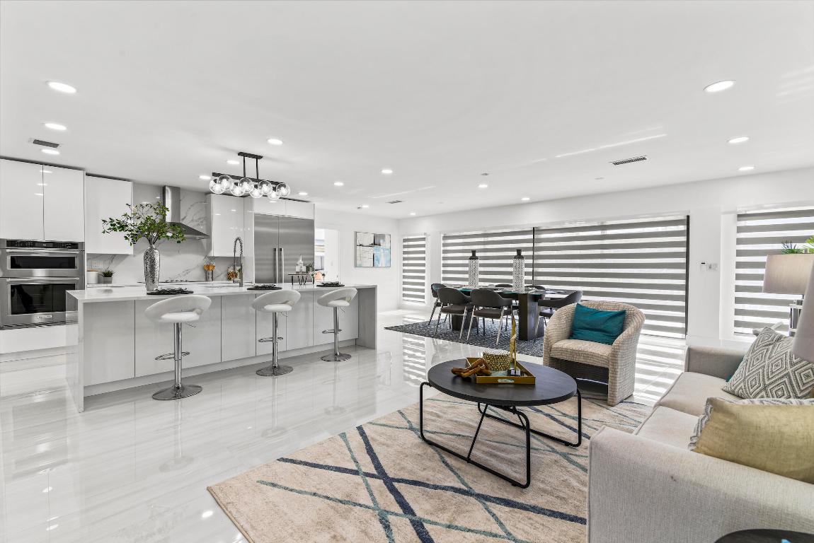 680 NE Harbour Drive