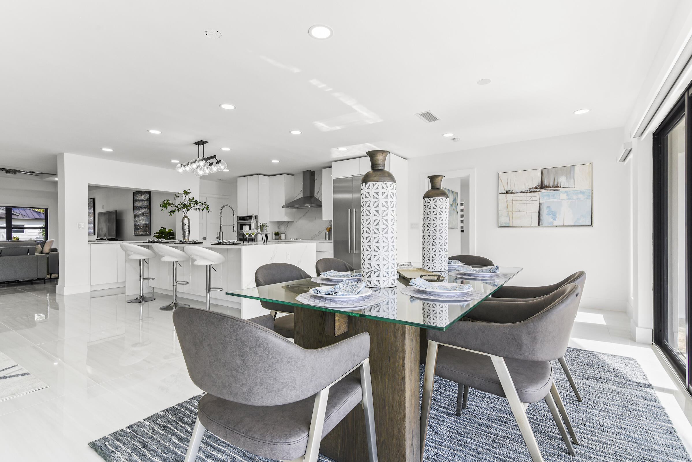 680 NE Harbour Drive