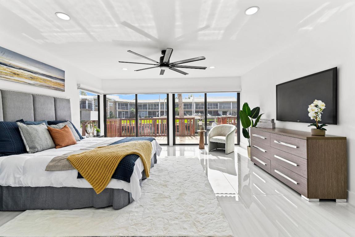 680 NE Harbour Drive